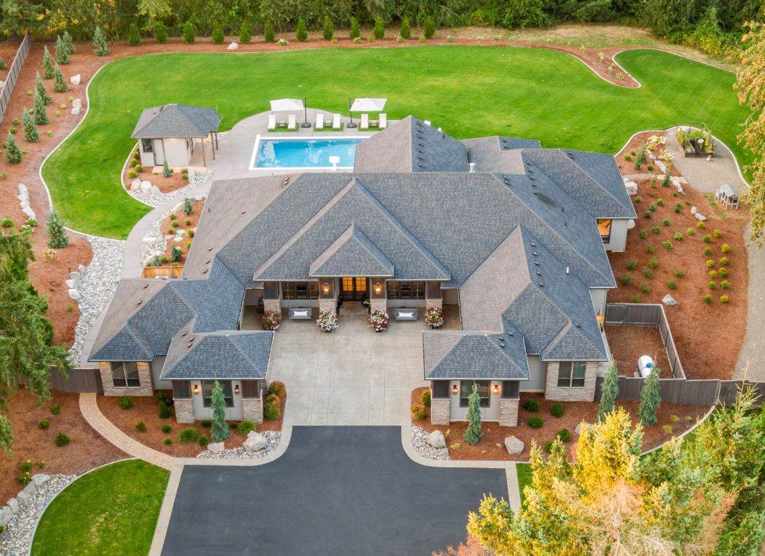 Gated Ridgefield Retreat w/Pool
